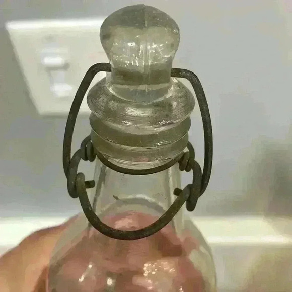 Vintage Citrate of Magnesia bottle - Picture 3 of 5